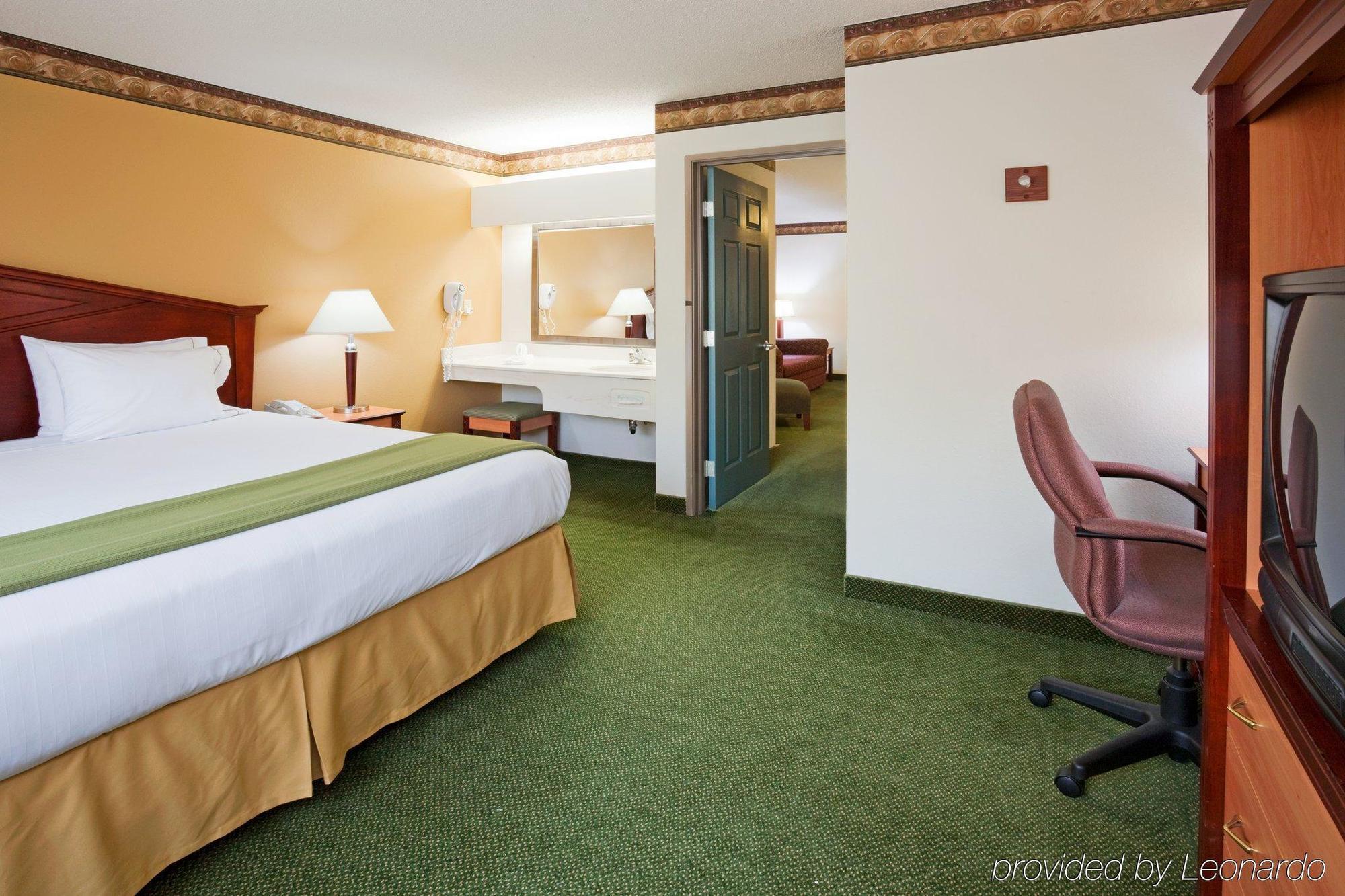 Holiday Inn Express Hotel & Suites Minneapolis-Golden Valley By Ihg Saint Louis Park Δωμάτιο φωτογραφία